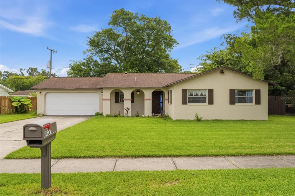 2021 ORIOLE LANE South Daytona, FL 32119