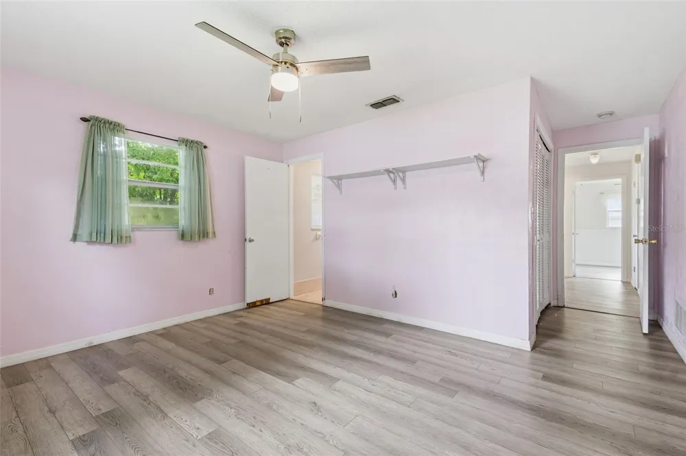 2021 ORIOLE LANE South Daytona, FL 32119