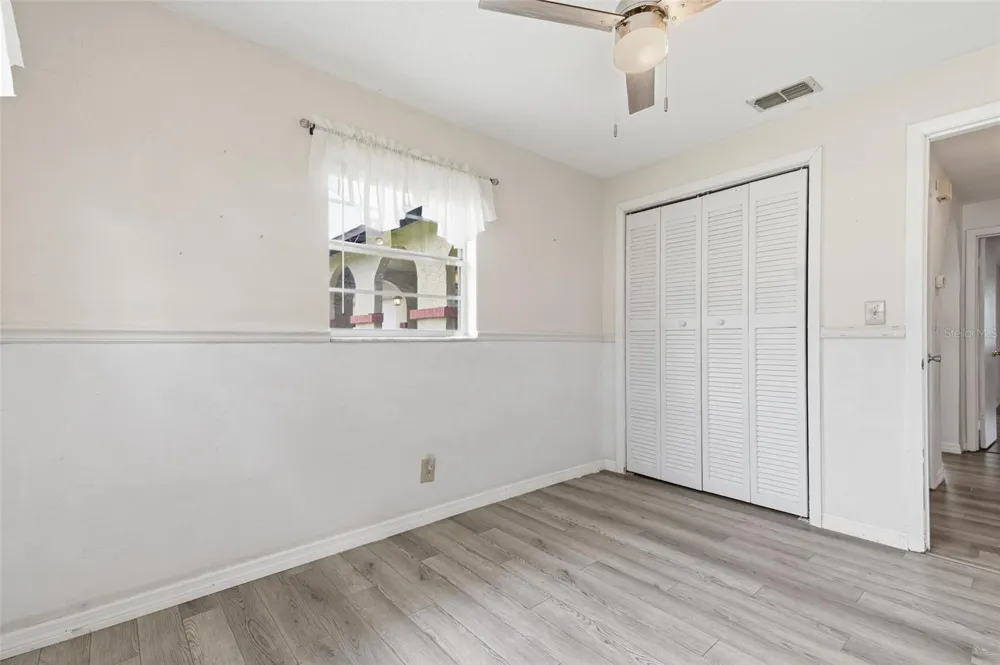2021 ORIOLE LANE South Daytona, FL 32119