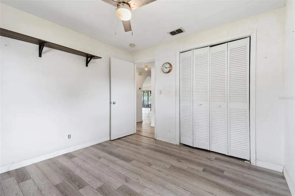 2021 ORIOLE LANE South Daytona, FL 32119