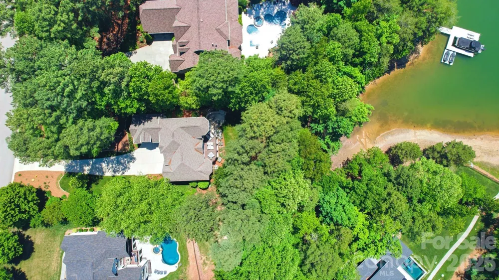 7592 Cottonwood Drive Denver, NC 28037