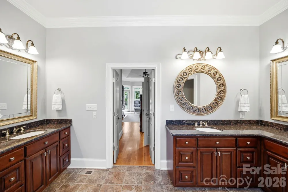 7592 Cottonwood Drive Denver, NC 28037