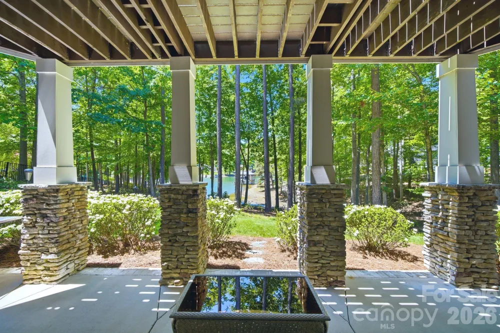 7592 Cottonwood Drive Denver, NC 28037