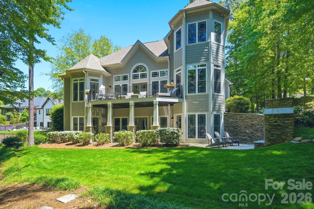 7592 Cottonwood Drive Denver, NC 28037