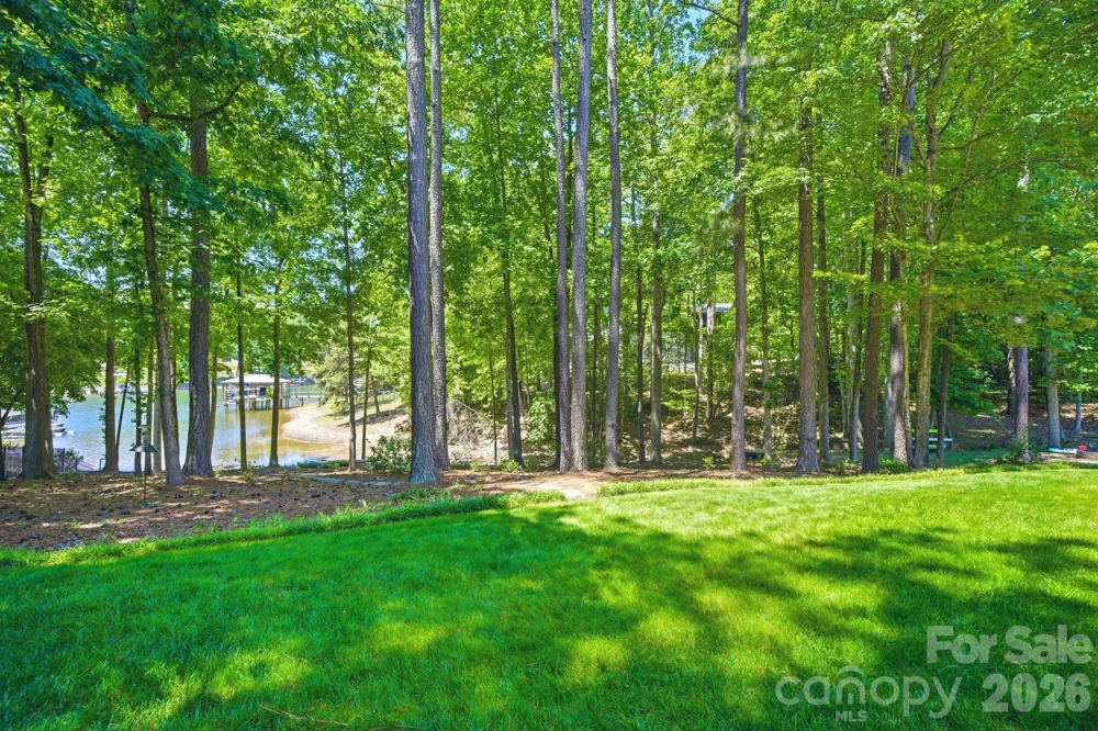 7592 Cottonwood Drive Denver, NC 28037