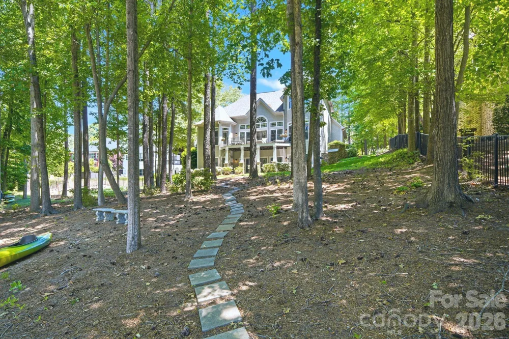 7592 Cottonwood Drive Denver, NC 28037