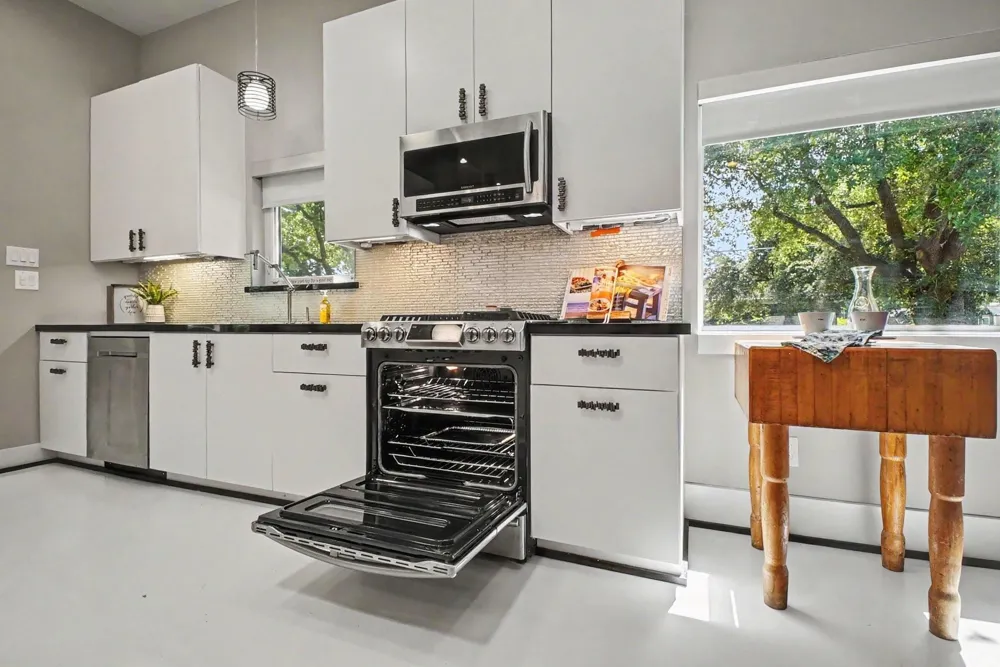 5603 Grape Street Houston, TX 77096