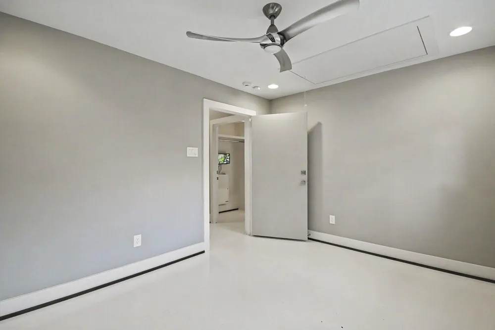5603 Grape Street Houston, TX 77096