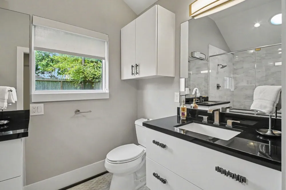 5603 Grape Street Houston, TX 77096