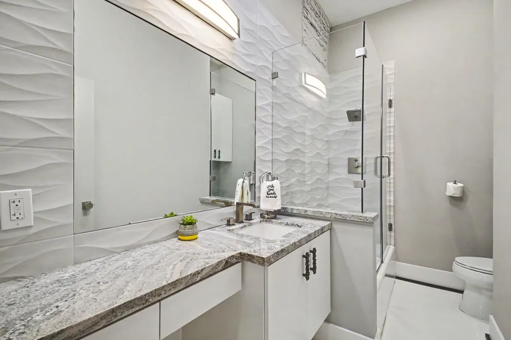 5603 Grape Street Houston, TX 77096