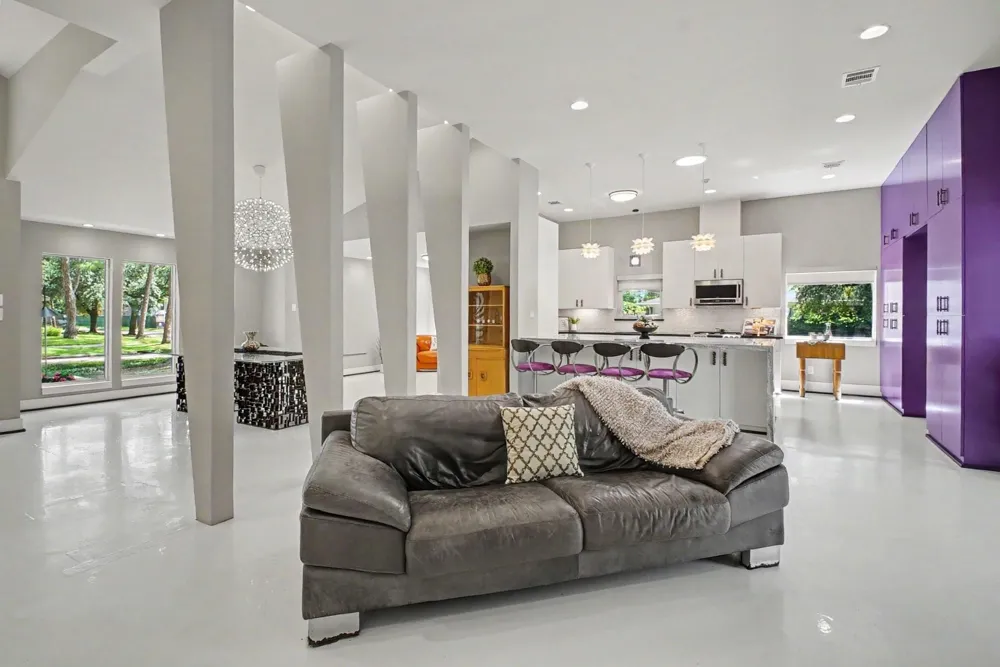 5603 Grape Street Houston, TX 77096
