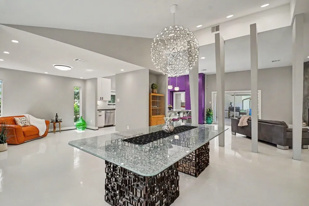 5603 Grape Street Houston, TX 77096