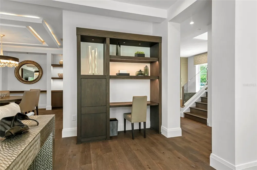 125 S INTERLACHEN AVENUE #1 Winter Park, FL 32789
