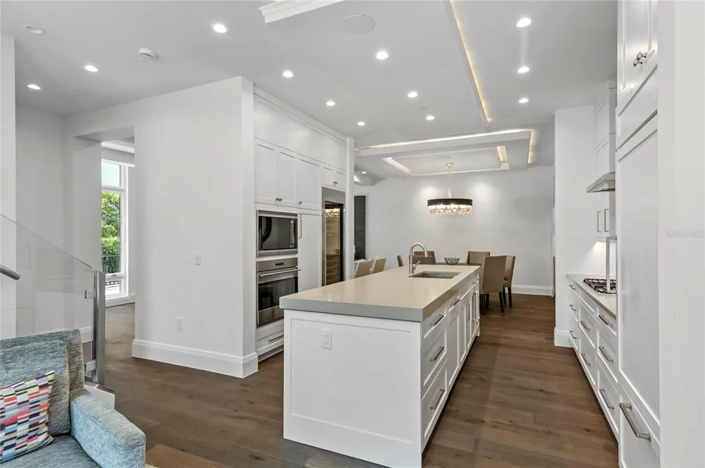 125 S INTERLACHEN AVENUE #1 Winter Park, FL 32789