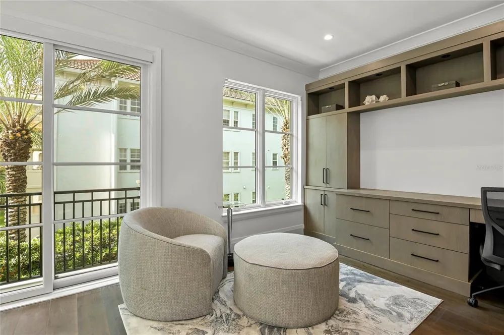 125 S INTERLACHEN AVENUE #1 Winter Park, FL 32789