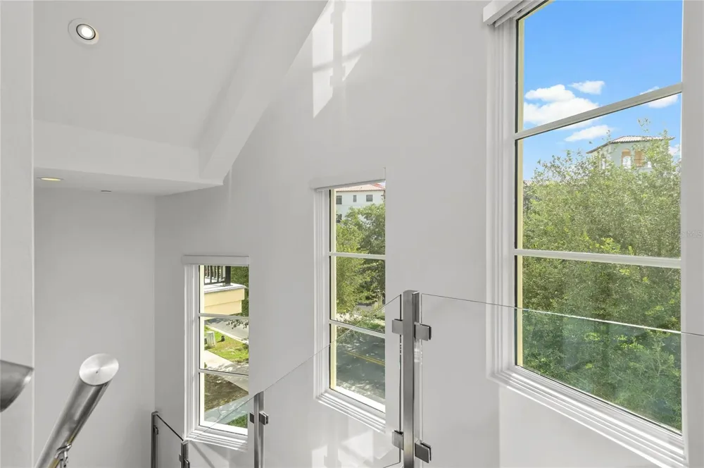 125 S INTERLACHEN AVENUE #1 Winter Park, FL 32789
