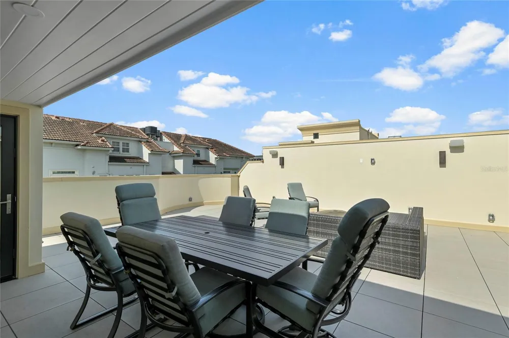 125 S INTERLACHEN AVENUE #1 Winter Park, FL 32789