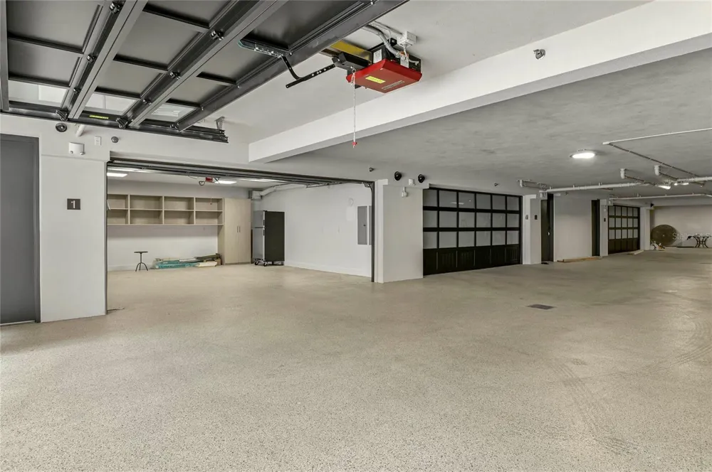 125 S INTERLACHEN AVENUE #1 Winter Park, FL 32789