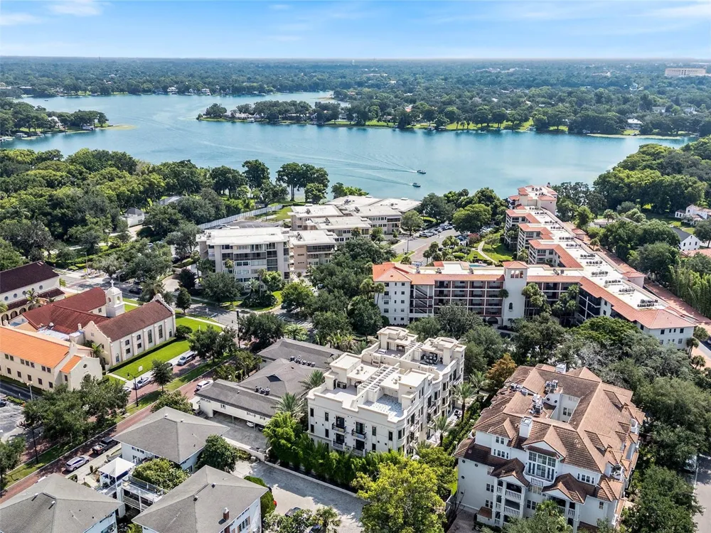 125 S INTERLACHEN AVENUE #1 Winter Park, FL 32789