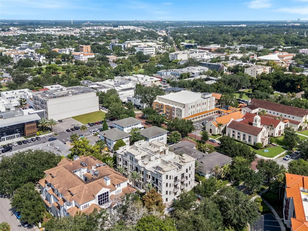 125 S INTERLACHEN AVENUE #1 Winter Park, FL 32789