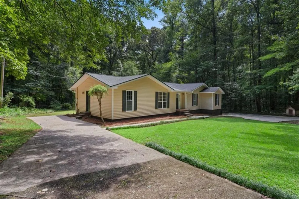 419 Marcella Avenue Sharpsburg, GA 30277