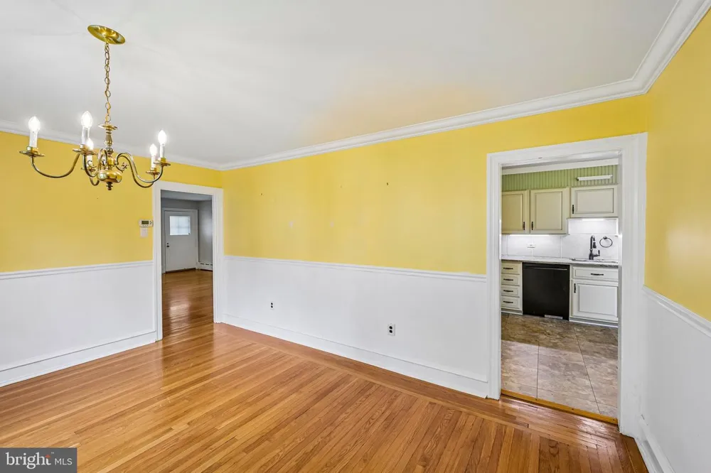 12 WINDSOR CIRCLE Springfield, PA 19064