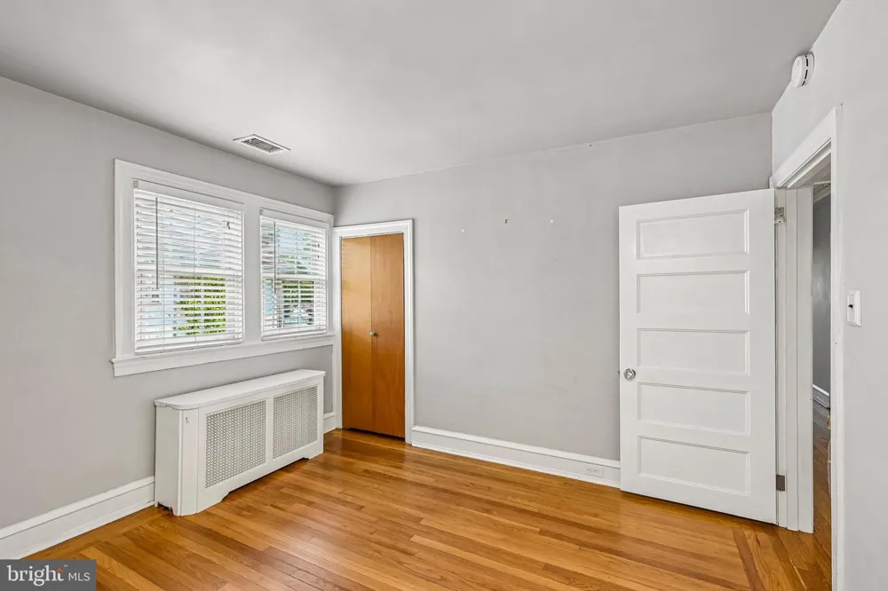 12 WINDSOR CIRCLE Springfield, PA 19064