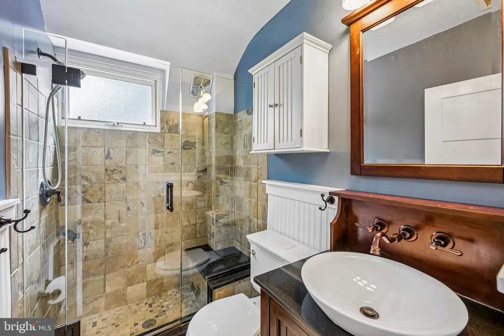 12 WINDSOR CIRCLE Springfield, PA 19064