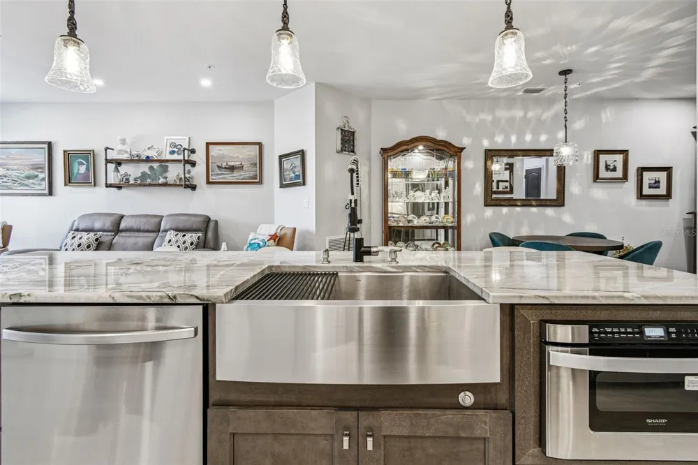 6331 SUNSET BAY CIRCLE Apollo Beach, FL 33572