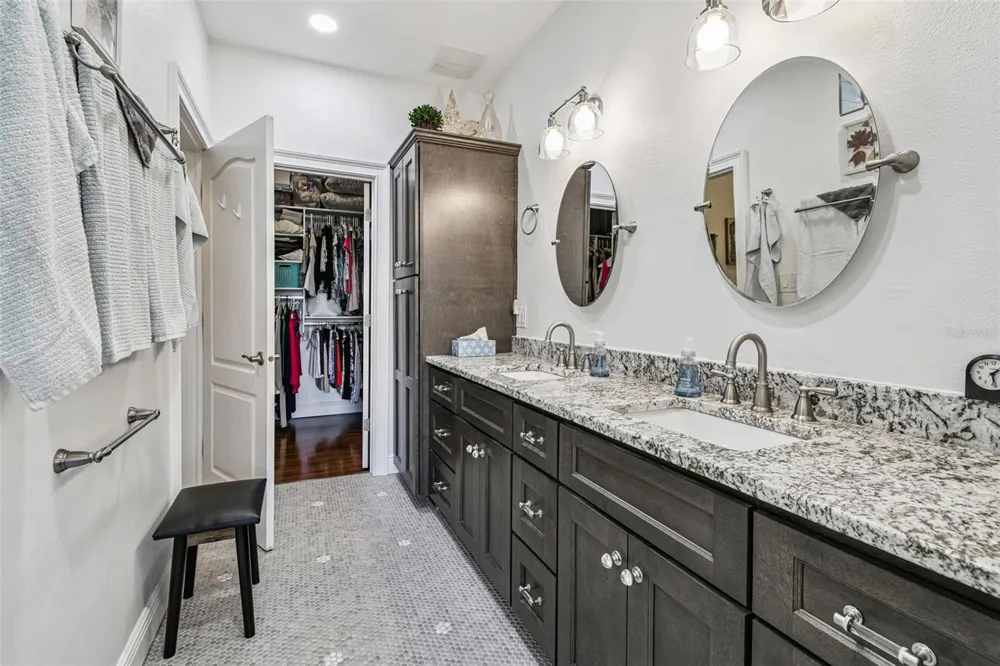 6331 SUNSET BAY CIRCLE Apollo Beach, FL 33572