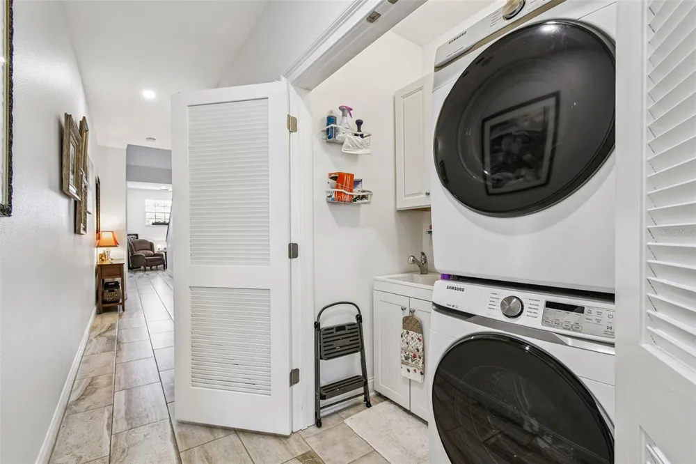 6331 SUNSET BAY CIRCLE Apollo Beach, FL 33572