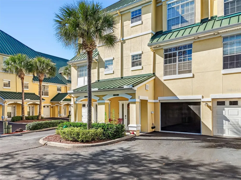 6331 SUNSET BAY CIRCLE Apollo Beach, FL 33572