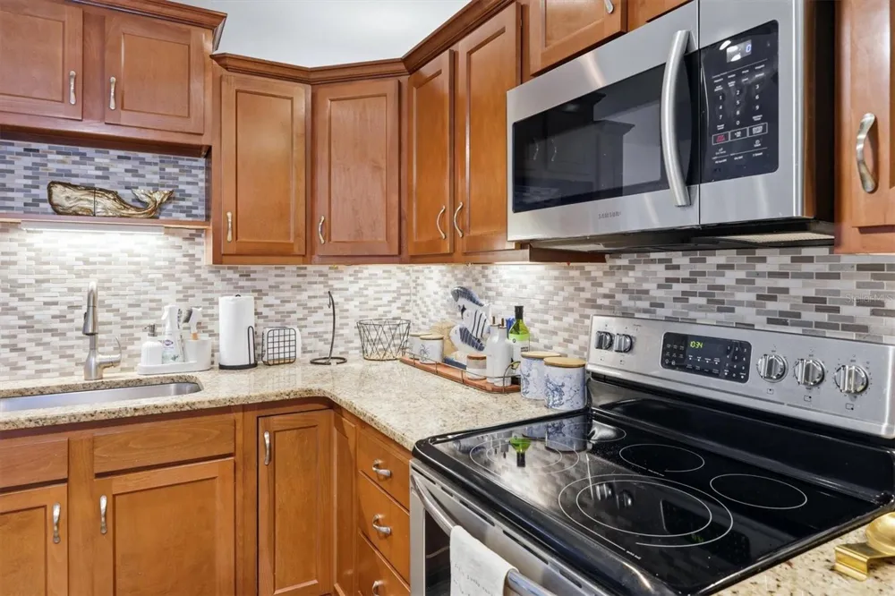 4040 IRONWOOD CIRCLE #304F Bradenton, FL 34209
