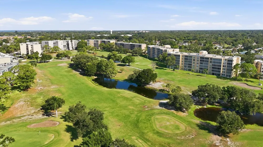 4040 IRONWOOD CIRCLE #304F Bradenton, FL 34209