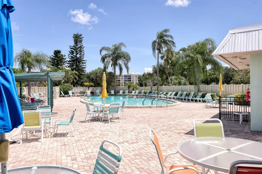 4040 IRONWOOD CIRCLE #304F Bradenton, FL 34209