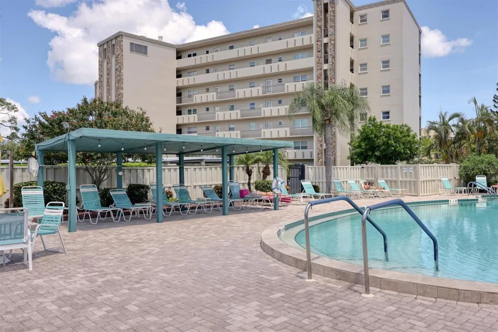 4040 IRONWOOD CIRCLE #304F Bradenton, FL 34209