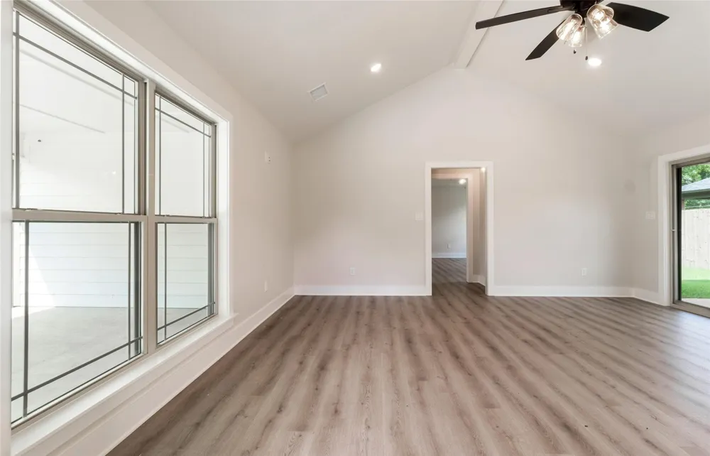 425 S Bonner Street Jacksonville, TX 75766