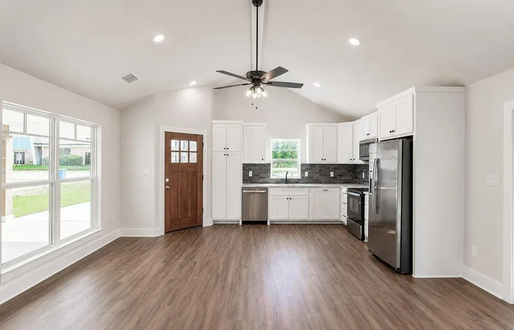 421 S Bonner Street Jacksonville, TX 75766