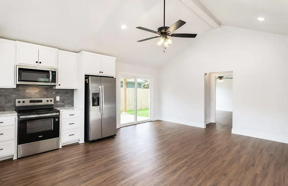 421 S Bonner Street Jacksonville, TX 75766