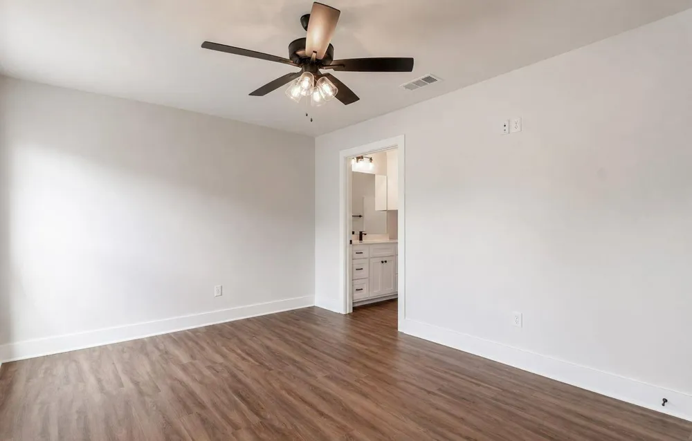 421 S Bonner Street Jacksonville, TX 75766
