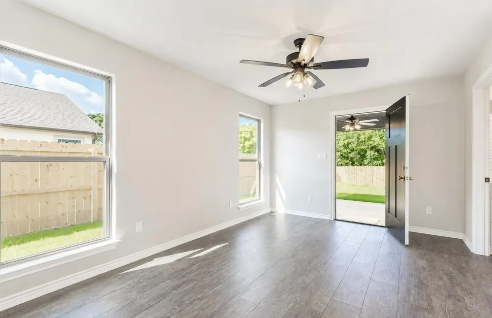 423 S Bonner Street Jacksonville, TX 75766
