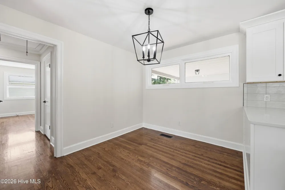 3222 North Contentnea Street Farmville, NC 27828
