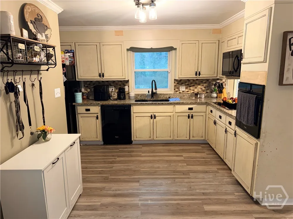 171 Candy Circle Winterville, GA 30683