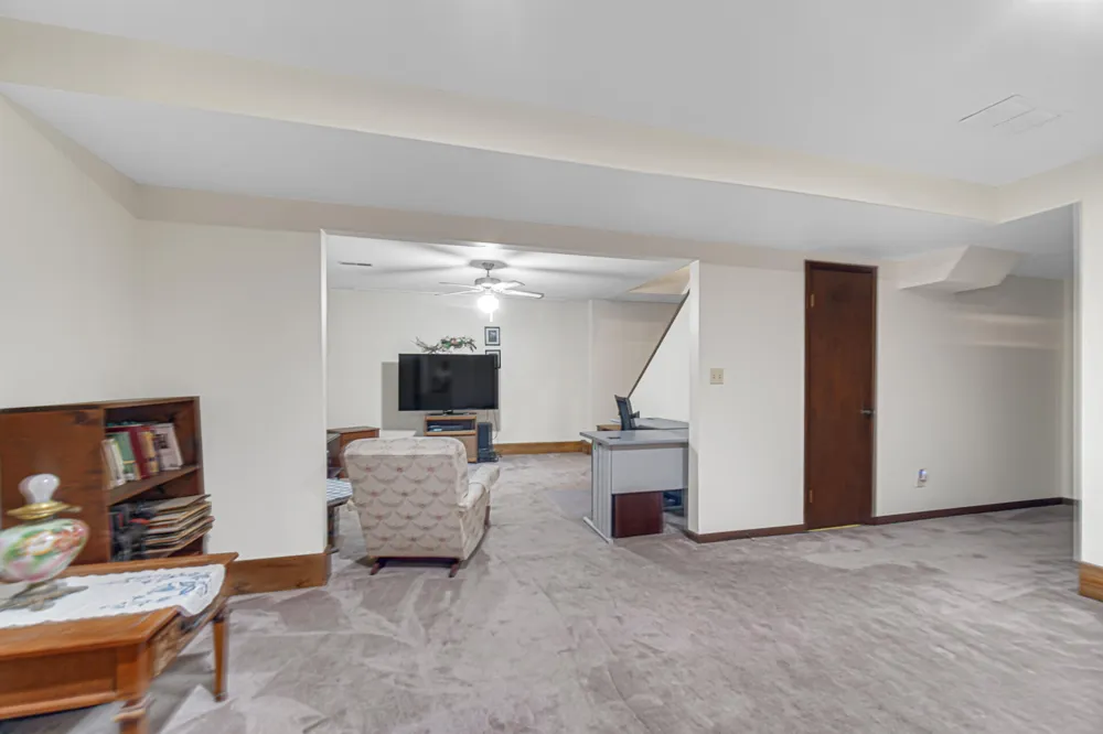 7888 W Applewood Drive La Porte, IN 46350