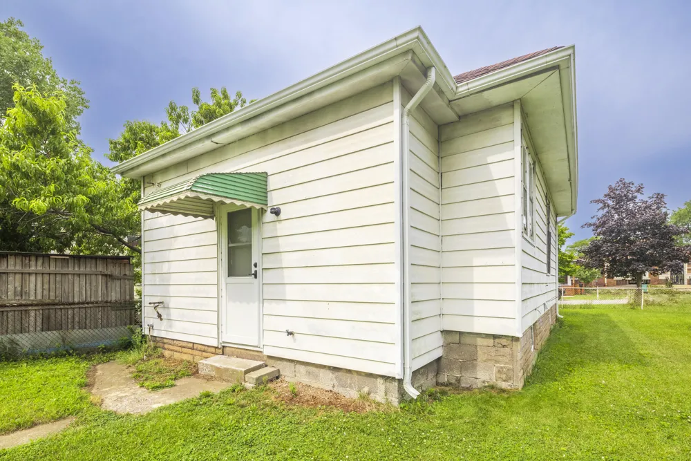 4747 Drummond Street East Chicago, IN 46312