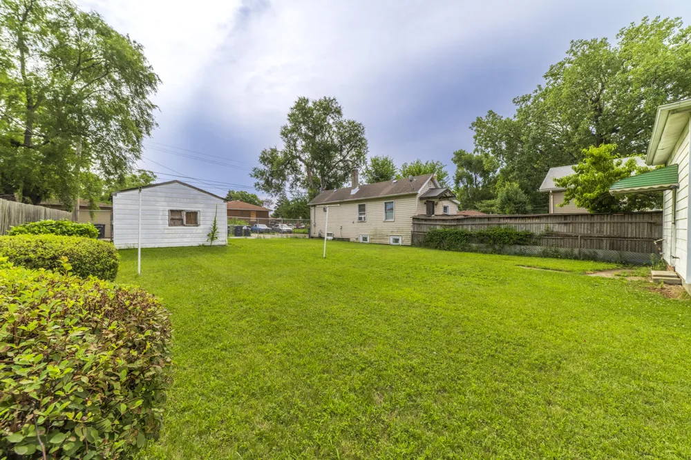 4747 Drummond Street East Chicago, IN 46312