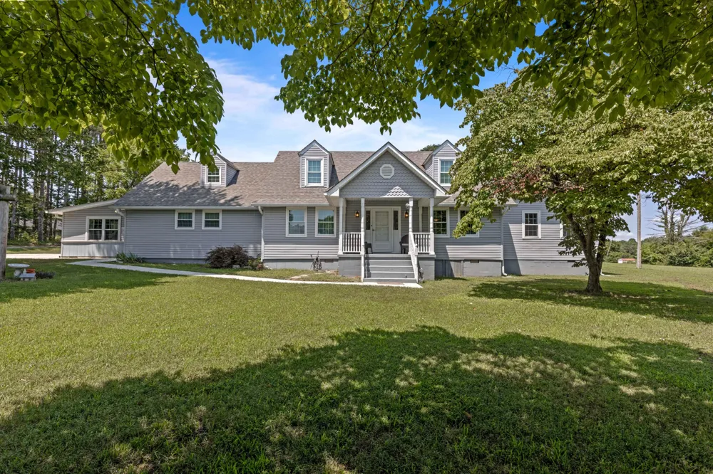 70 Cottage Lane Chickamauga, GA 30707