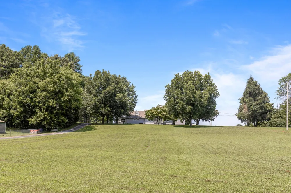 70 Cottage Lane Chickamauga, GA 30707