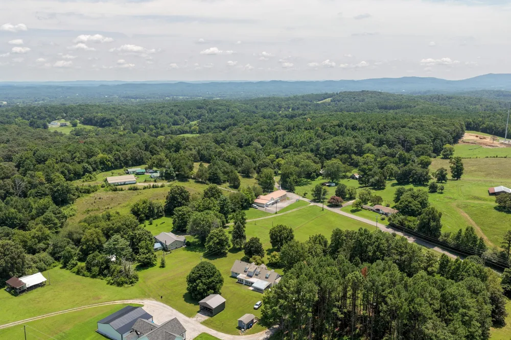 70 Cottage Lane Chickamauga, GA 30707