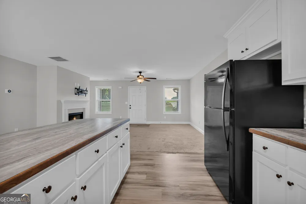 2832 Mount Hebron RD Hartwell, GA 30643